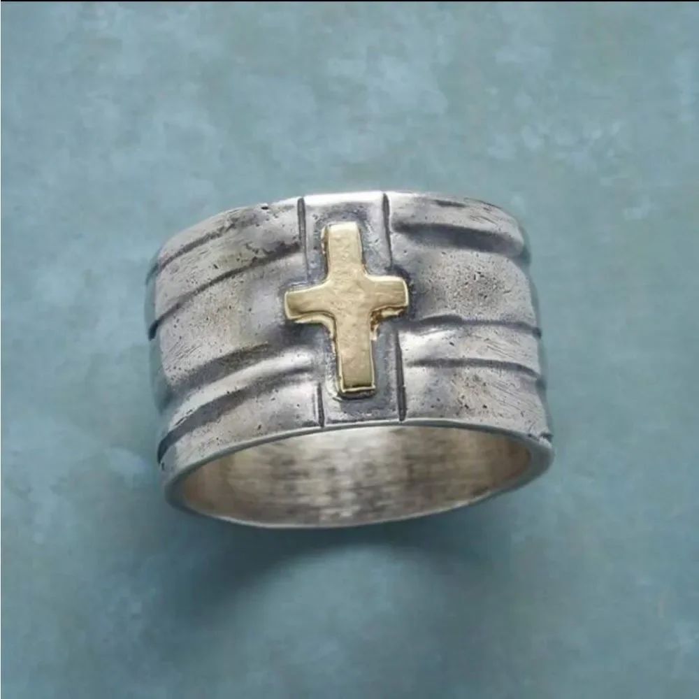 Cross ring #1898